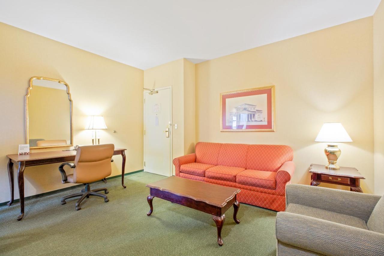 Oyo Hotel St Louis Downtown City Center Mo Saint Louis Exterior photo